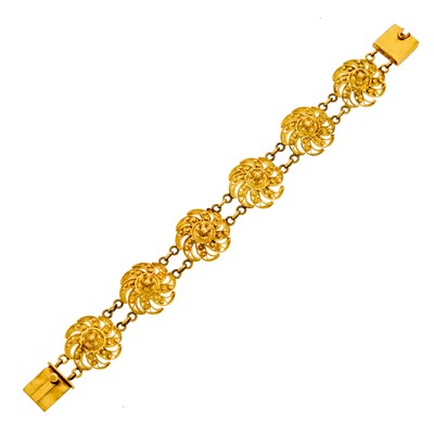 Lot 2227 - Gold Bracelet