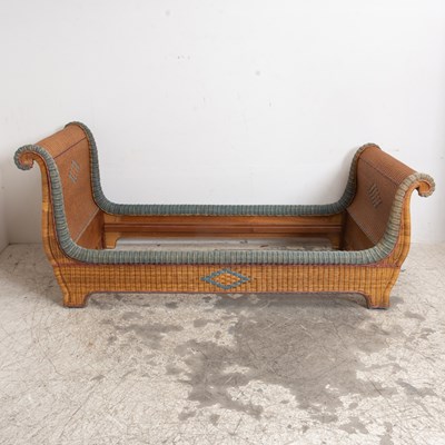 Lot 4 - Wicker Bed