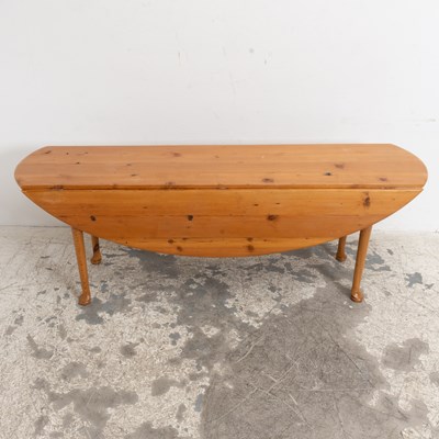 Lot 17 - Queen Anne Style Pine Drop-Leaf Wake Table
