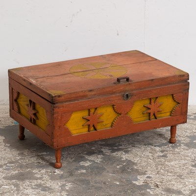 Lot 68 - Painted Folk Art Box