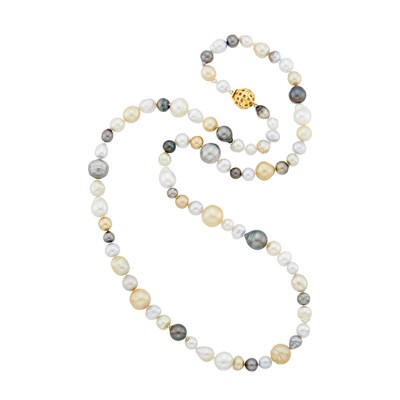 Lot 92 - Verdura Long Multicolored Cultured Pearl Necklace