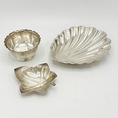 Lot 1146 - Three American Sterling Silver Table Articles