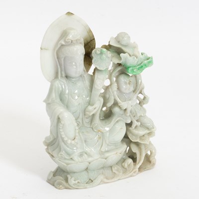 Lot 105 - Chinese Hardstone Figure