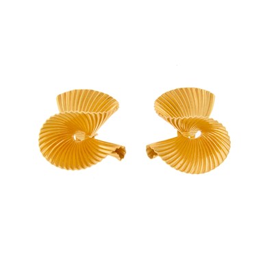 Lot 1004 - Tiffany & Co. Pair of Gold Ribbon Earclips