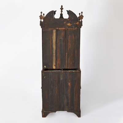 Lot 416 - Early George I Black Japanned and Parcel-Gilt Bureau Bookcase