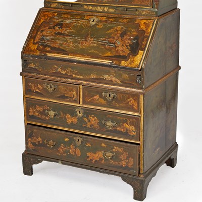 Lot 416 - Early George I Black Japanned and Parcel-Gilt Bureau Bookcase