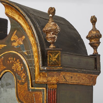 Lot 416 - Early George I Black Japanned and Parcel-Gilt Bureau Bookcase