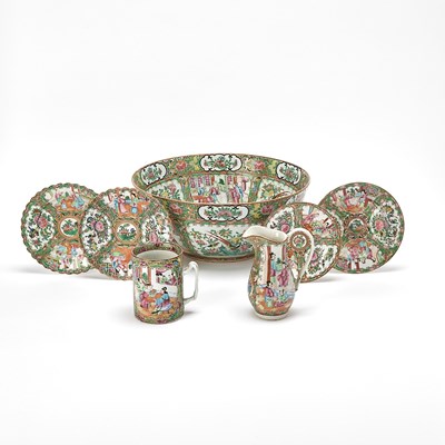 Lot 135 - Group of Chinese Rose Medallion Table Articles