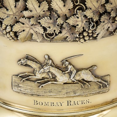 Lot 102 - Anglo-Indian Horse Racing Interest: George III Sterling Silver Gilt Covered Two Handled Cup