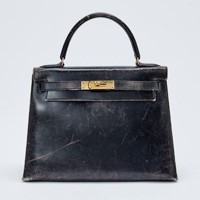 Lot 1260 - Vintage Hermès Dark Brown Box Leather Kelly 28 Bag