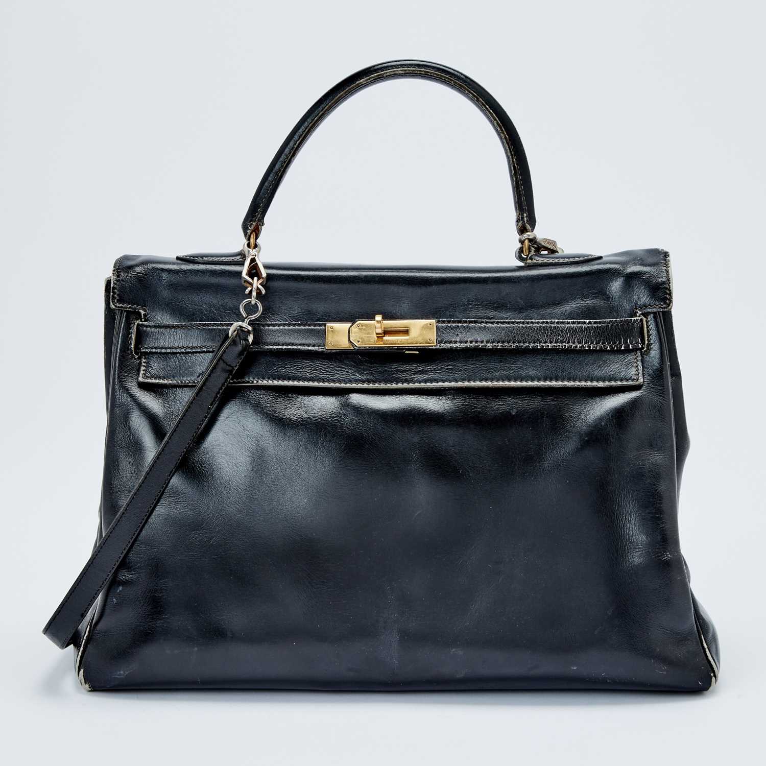 Lot 1262 - Vintage Hermès Black Box Leather Kelly 35 Bag