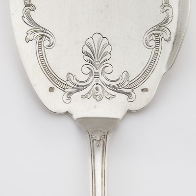 Lot 210 - Silver Set