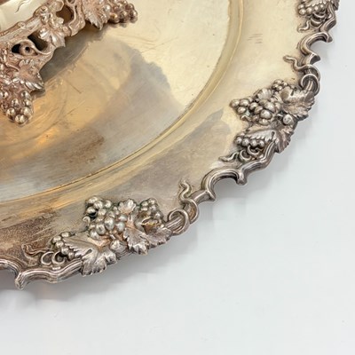 Lot 1132 - American Sterling Silver Punch Bowl, Ladle, Cups, and Stand