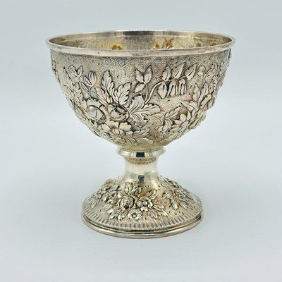 Lot 1133 - Assembled American Silver Repousse Tea and Coffee Service