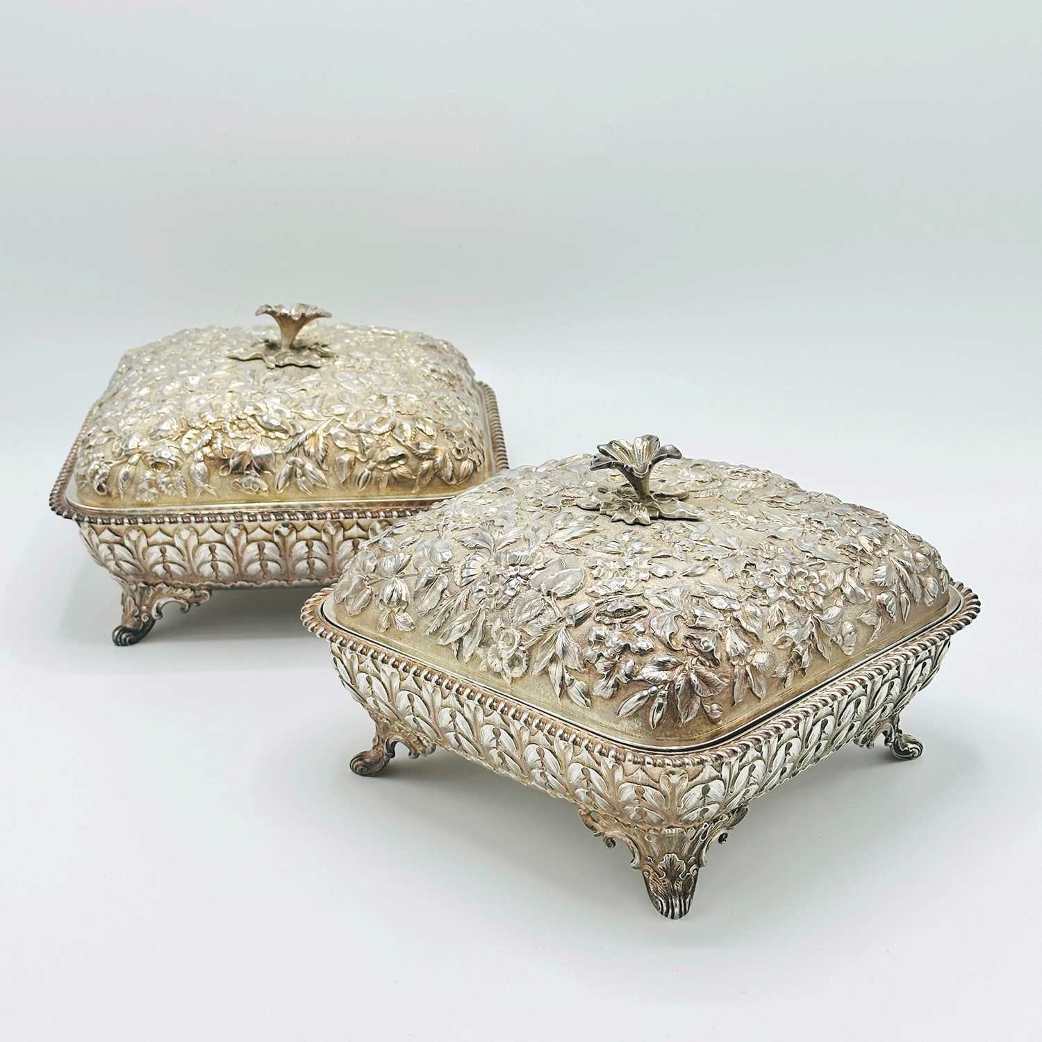 Lot 1136 - Pair of American Sterling Silver Covered Vegetable Dishes