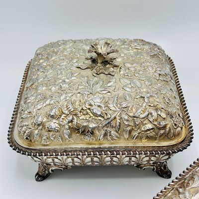 Lot 1136 - Pair of American Sterling Silver Covered Vegetable Dishes