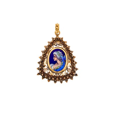 Lot 1127 - Antique Gold and Enamel Pendant