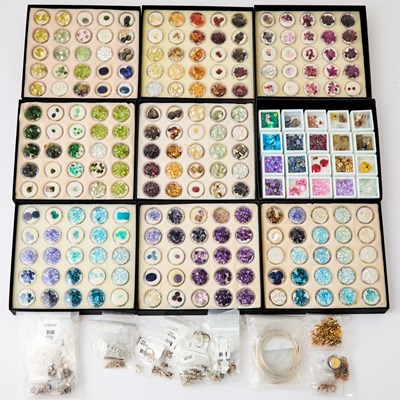 Lot 1364 - Group of Unmounted Gemstones, Synthetic Gemstones and Gold, Silver and Metal Mountings