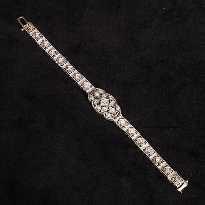 Lot 143 - 14KT White Gold and Diamond Bracelet