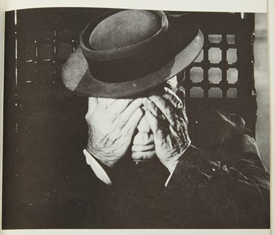 Lot 52 - Beckett watches Buster Keaton from the rafters in his only film