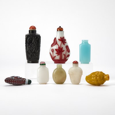 Lot 72 - A Group of Chinese Snuff Bottles