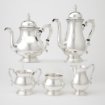 Lot 112 - American Sterling Silver Tea and Coffee Service
