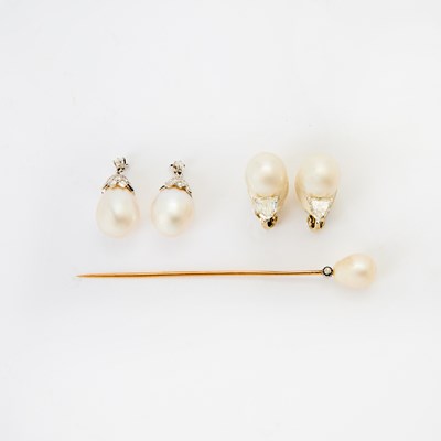 Lot 75 - Pair of White Gold, Cultured Pearl and Diamond Earclips with Pendants and Stick Pin