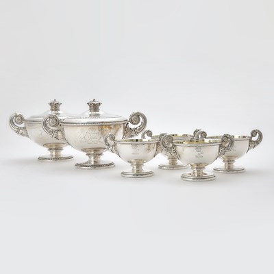 Lot Pair of George III Sterling Silver Covered Sauce Tureens and Four En Suite Open Salt Cellars