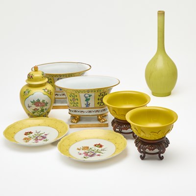 Lot 132 - Pair of Chinese Peking Molded Glass Footed Bowls on Wood Stands