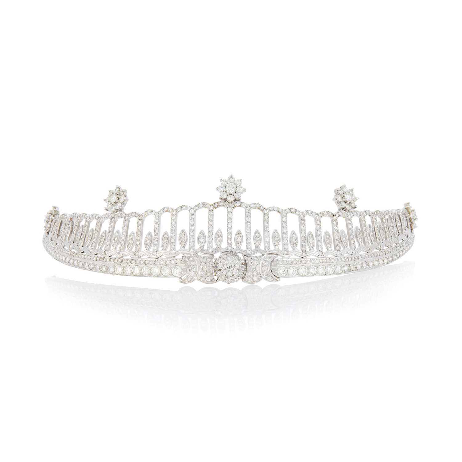 Lot 140 - White Gold and Diamond Tiara