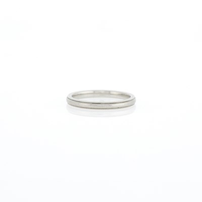 Lot 1264 - Platinum Band Ring