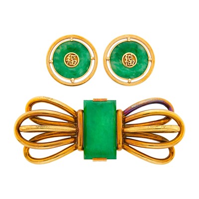 Lot 1284 - Gold and Jade Brooch and Pair of Earclips