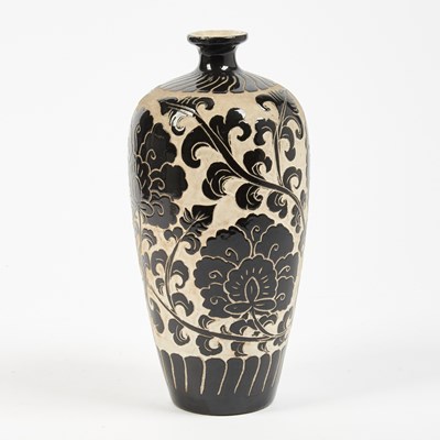 Lot 160 - A Chinese Cizhou-Style Pottery Meiping with Blossoms and Foliage