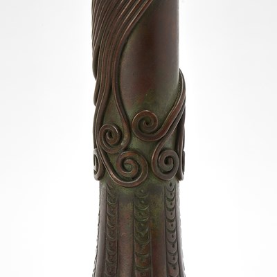 Lot 233 - Tiffany Studios Bronze and Leaded Glass Peony Table Lamp