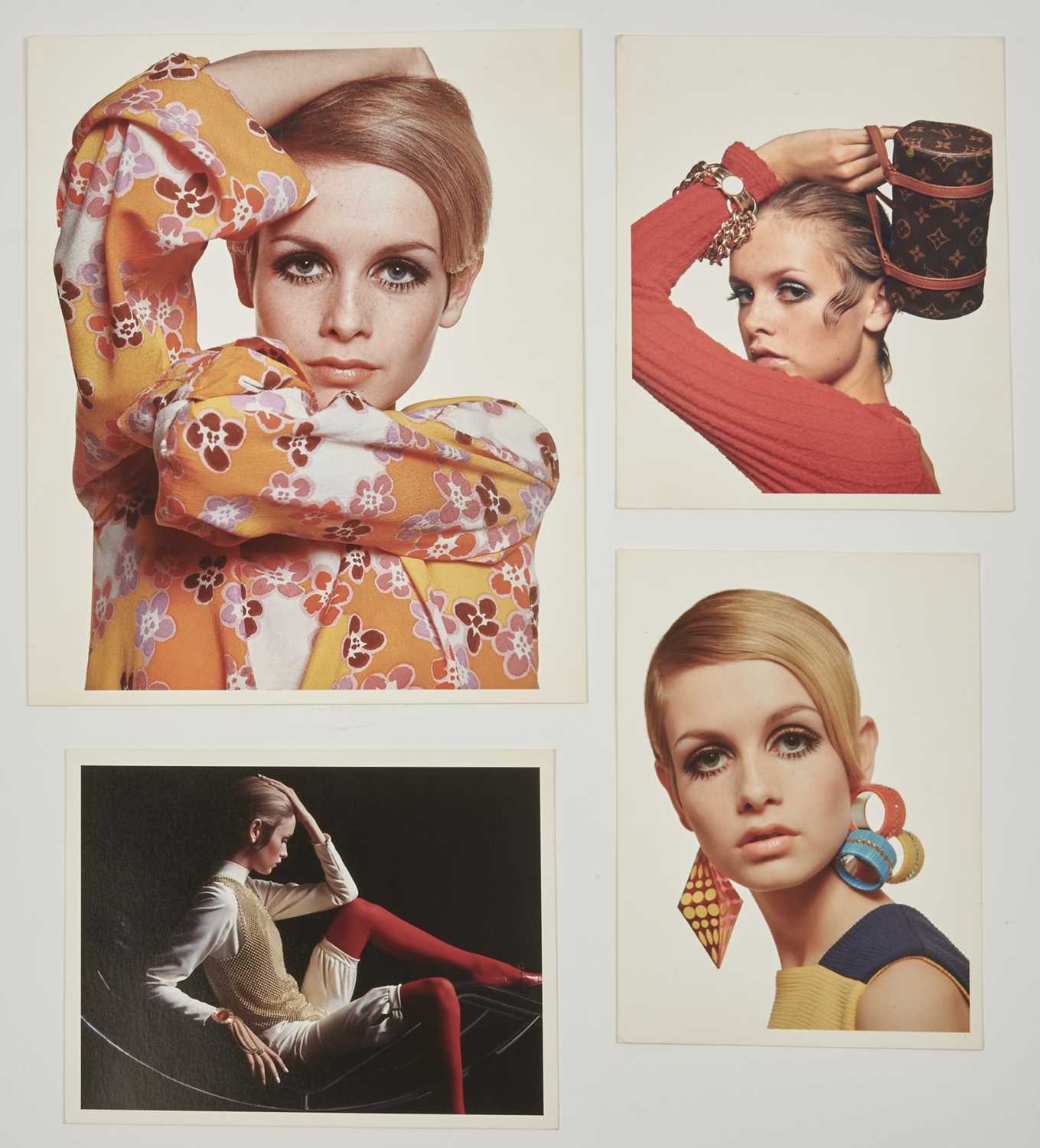 Lot 13 - Four swinging '60s images of Twiggy by Bert Stern