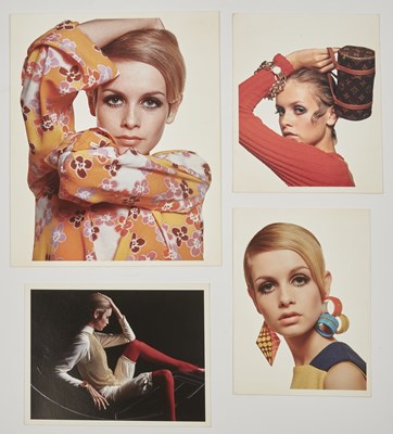 Lot 13 - Four swinging '60s images of Twiggy by Bert Stern