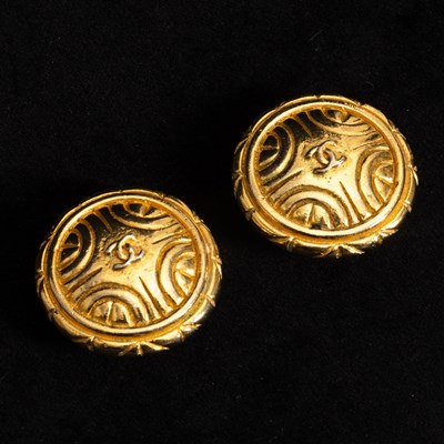 Lot 148 - Pair of Gilt Metal Chanel Earrings