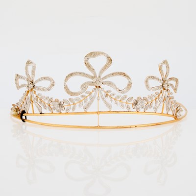 Lot 1344 - Silver-Gilt and Diamond Bow Tiara