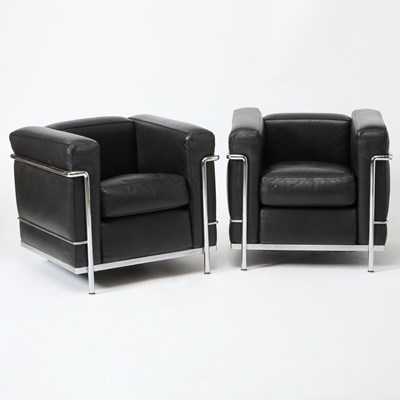 Lot 435 - Pair of Le Corbusier for Cassina Chromed Metal and Leather Upholstered "LC2" Armchairs