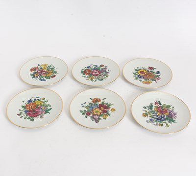 Lot 224 - Set of Six Floral Pattern Porcelain Plates