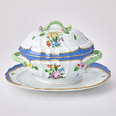 Lot 3029 - Herend Hand-Painted Porcelain "Printemps Blue Border" Pattern Tureen, Cover and Stand