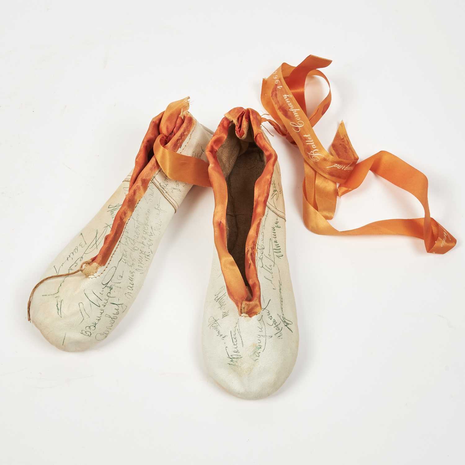 Lot 65 - Leningrad Ballet signed slippers from their 1964 U.S. tour