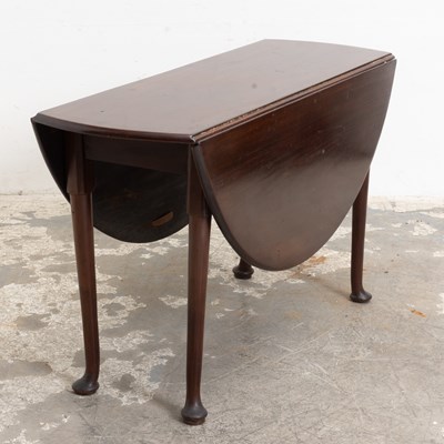 Lot 29 - Georgian Style Drop-Leaf Dining Table
