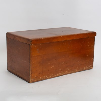 Lot 290 - Small Mahogany Box