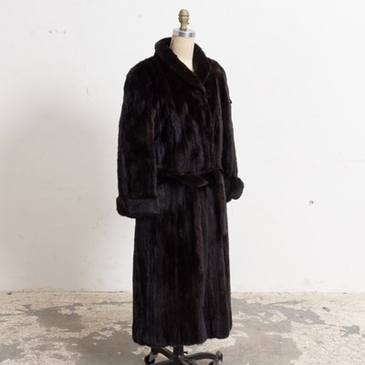 Lot 313 - Guy Laroche Mink Coat