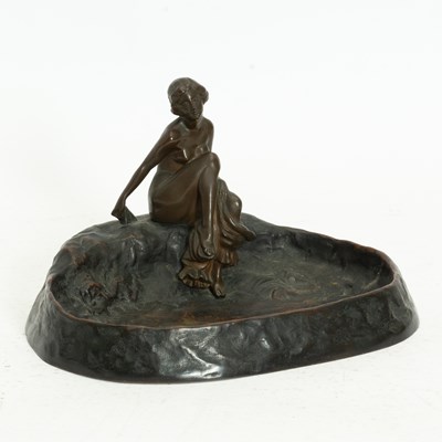 Lot 318 - Art Nouveau Bronze Catch-All Dish