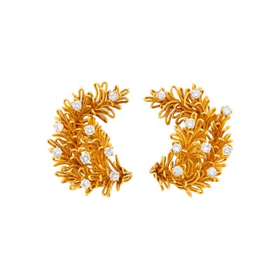 Lot 183 - Cartier Paris Pair of Gold and Diamond Earclips