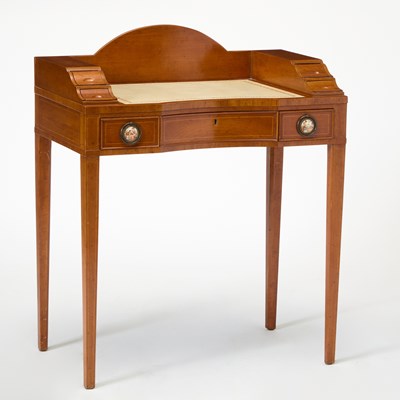 Lot 226 - American Maple Ladies Desk