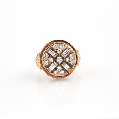 Lot 117 - Diamond Ring, 17 diamonds about 1.00 ct., 18K 4 dwt.