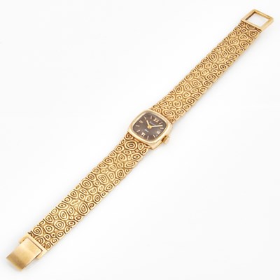 Lot 184 - Ladys Gold Bracelet Watch, 17 Jewels, Bulova, 14K 26 dwt. all